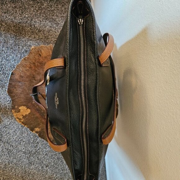 Coach x Peanuts Snoopy Tote Black Leather Ice Skating City Zip Bag - Picture 11 of 13